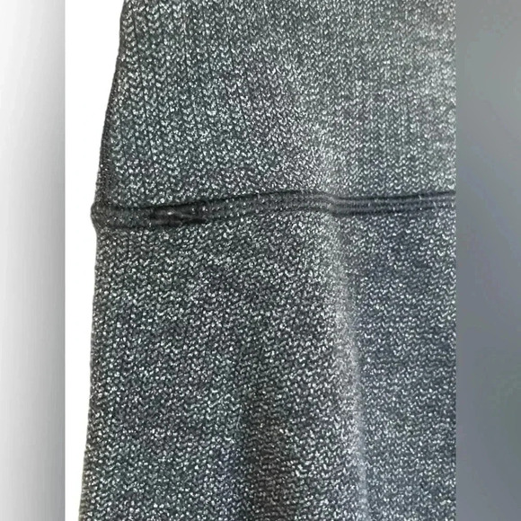 Lululemon Women's High-Rise Tight Knit Leggings Size 2 Gray - Picture 6 of 8